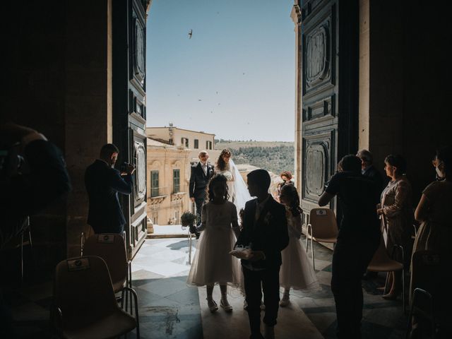 Il matrimonio di Gianluca e Chiara a Ragusa, Ragusa 29