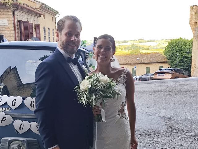 Il matrimonio di Matthieu  e Donia  a Corinaldo, Ancona 7