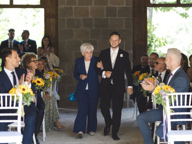 Il matrimonio di Paolo e Laura a Canale Monterano, Roma 16