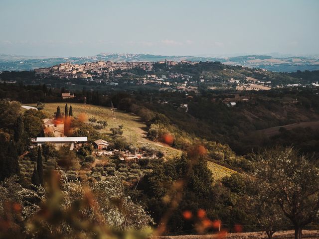 Il matrimonio di Chiara e Elia a Treia, Macerata 32