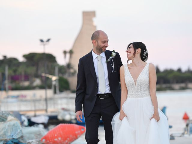 Il matrimonio di Ilaria e Vincenzo a Brindisi, Brindisi 12