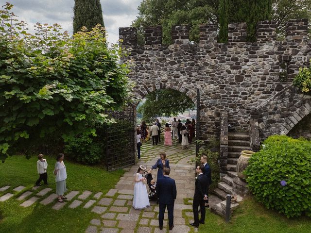 Il matrimonio di James e Kellen a Calolziocorte, Lecco 28