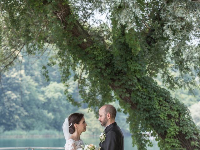 Il matrimonio di Alessandro e Annamaria a Varano Borghi, Varese 21