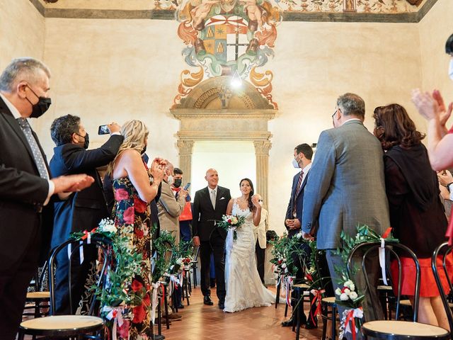 Il matrimonio di Lorenzo e Serena a Asciano, Siena 38