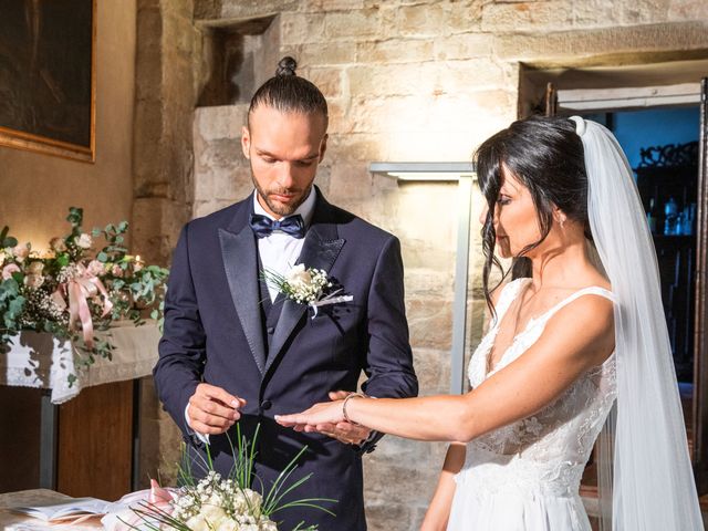 Il matrimonio di Valerio e Elisa a Casina, Reggio Emilia 16