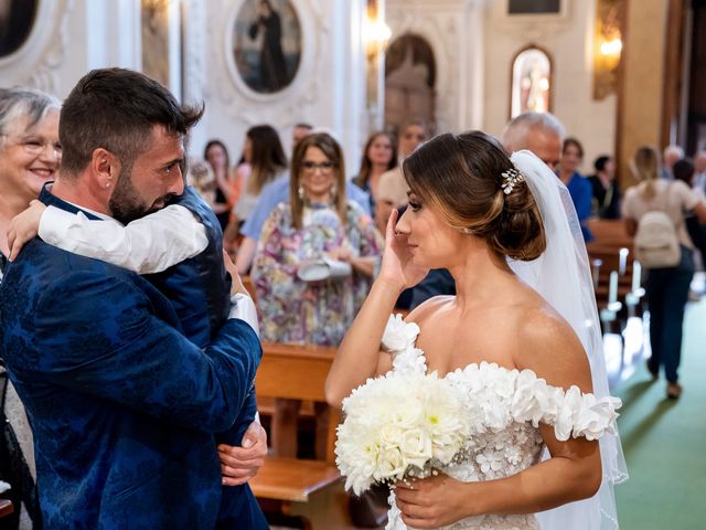 Il matrimonio di Sabrina e Roberto a Noicattaro, Bari 19