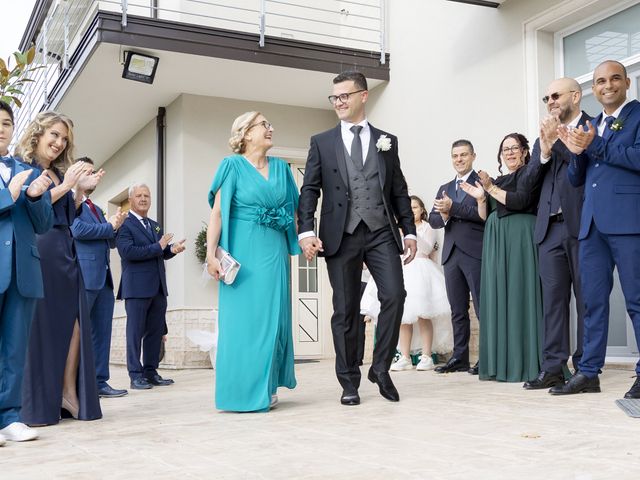 Il matrimonio di Francesca e Antonio a Vallata, Avellino 14