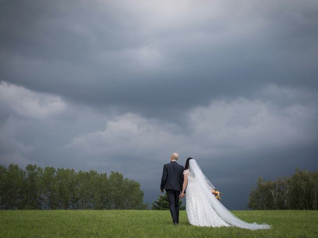 Il matrimonio di Teo e Ylenia a Pombia, Novara 31