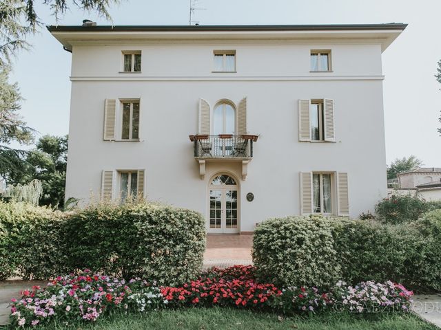 Il matrimonio di Andrea e Sabrina a San Lazzaro di Savena, Bologna 33