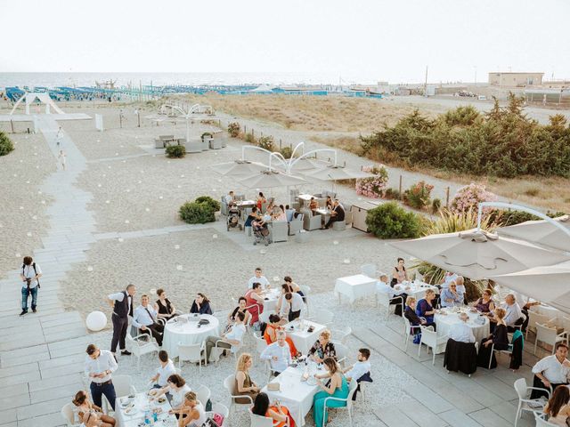 Il matrimonio di Bruno e Francesca a Viareggio, Lucca 56