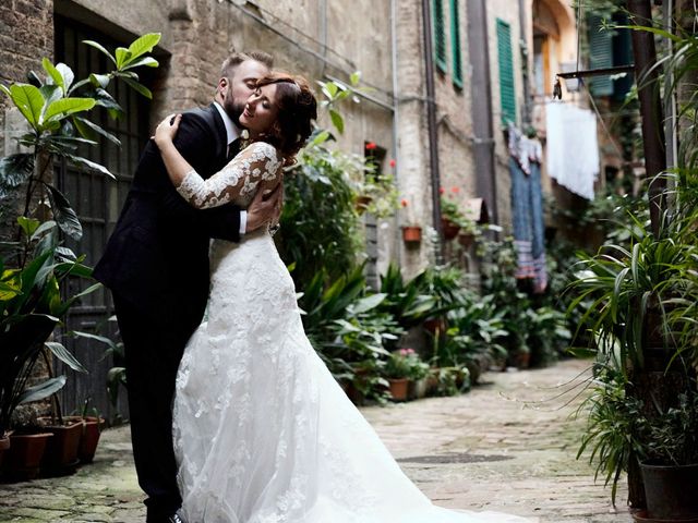 Il matrimonio di Tommaso e Viola a Siena, Siena 38