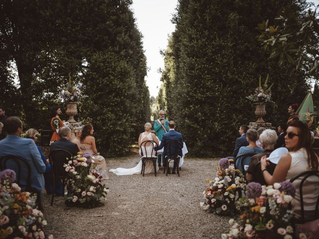 Il matrimonio di Davide e Giulia a Siena, Siena 9