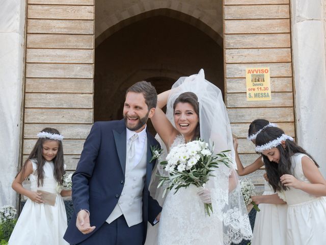 Il matrimonio di Matteo e Mariasole a Manfredonia, Foggia 38