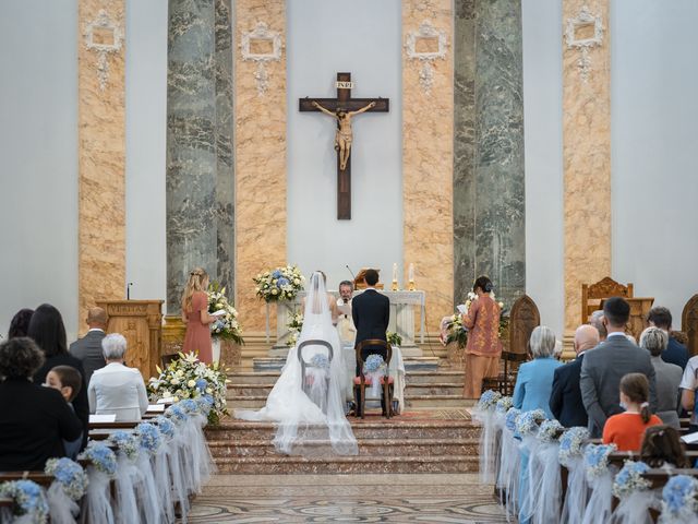 Il matrimonio di Matteo e Greta a Cavallirio, Novara 19