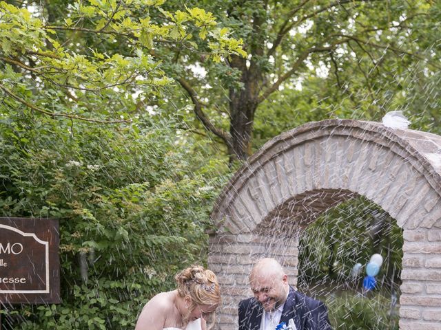 Il matrimonio di Maurizio e Letizia a Castel San Pietro Terme, Bologna 27