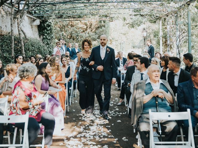 Il matrimonio di Teo e Laura a Bodio Lomnago, Varese 36