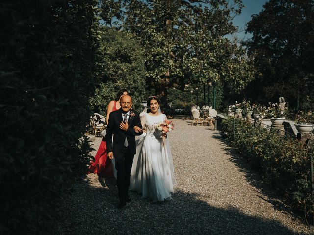 Il matrimonio di Teo e Laura a Bodio Lomnago, Varese 39
