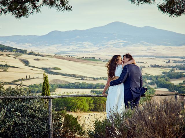 Il matrimonio di Lennard e Laura a San Quirico d&apos;Orcia, Siena 5