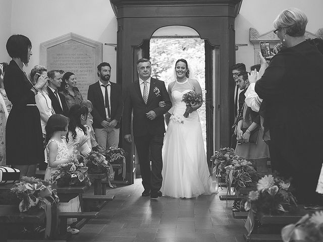Il matrimonio di Luca e Maila a Comignago, Novara 24