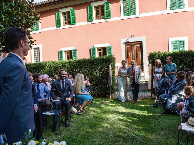 Il matrimonio di Jeremy e Moana a Barga, Lucca 16