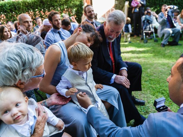 Il matrimonio di Jeremy e Moana a Barga, Lucca 17