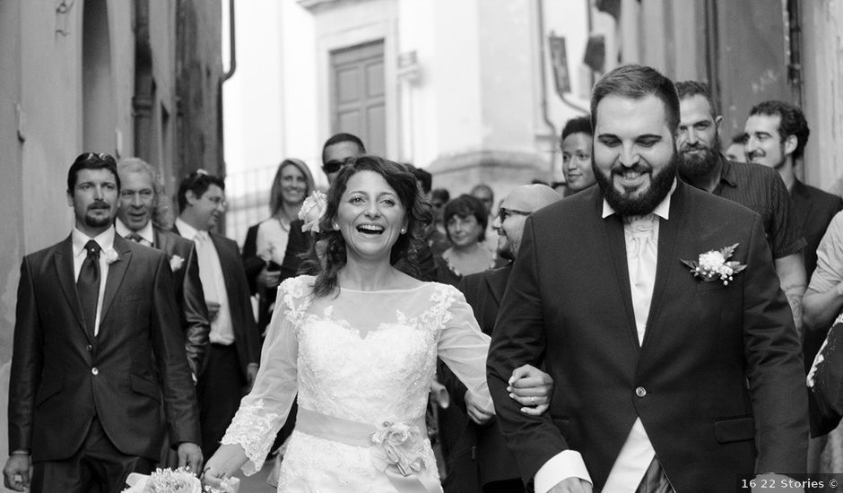 Il matrimonio di Emilio e Paola a Buti, Pisa