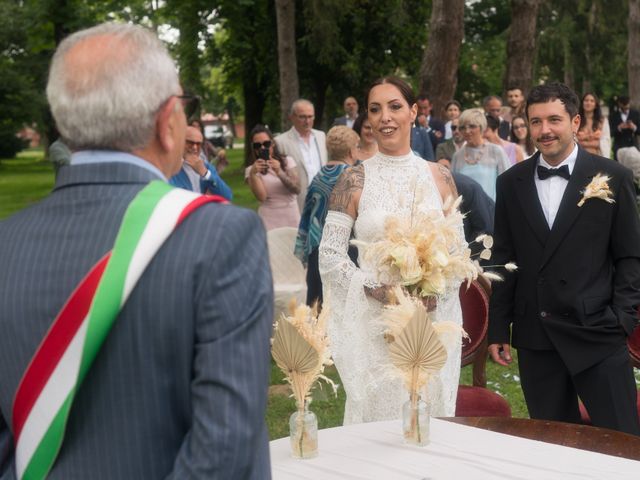 Il matrimonio di Debora e Elia a Torre de&apos; Picenardi, Cremona 19