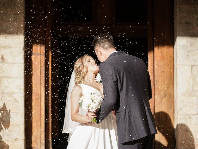 Il matrimonio di Osval e Elena a Gaiole in Chianti, Siena 28