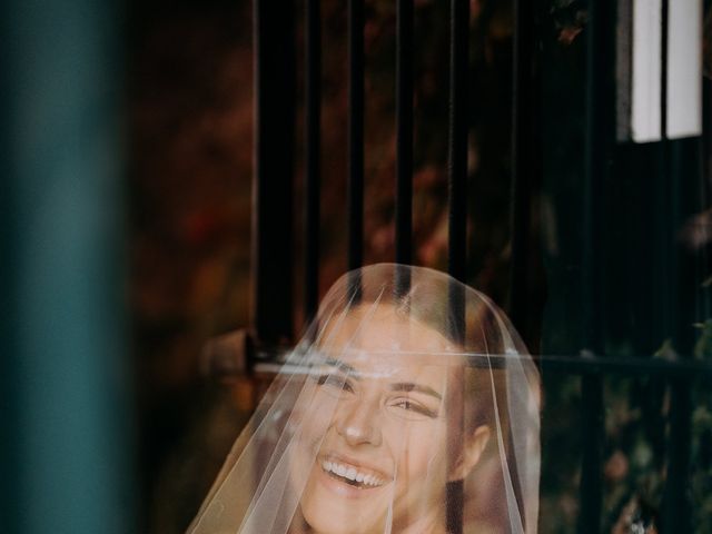 Il matrimonio di Isabela e Salvatore a Lecce, Lecce 34