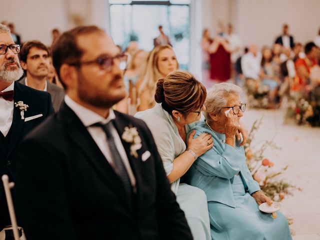 Il matrimonio di Isabela e Salvatore a Lecce, Lecce 95