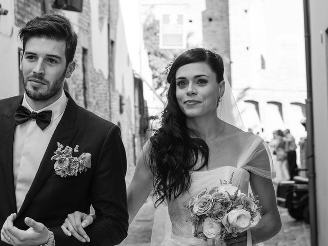 Il matrimonio di Marco e Serena a Gradara, Pesaro - Urbino 41