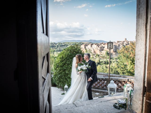 Il matrimonio di Francesco e Elena a Pitigliano, Grosseto 19