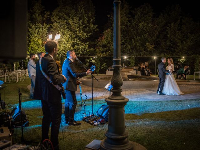 Il matrimonio di Francesco e Elena a Pitigliano, Grosseto 40