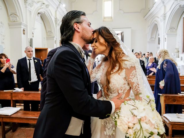 Il matrimonio di Morena e Nicola a Limatola, Benevento 23