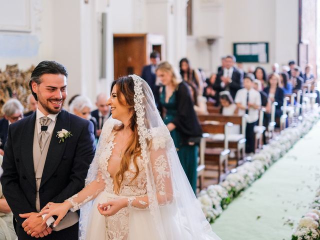 Il matrimonio di Morena e Nicola a Limatola, Benevento 24