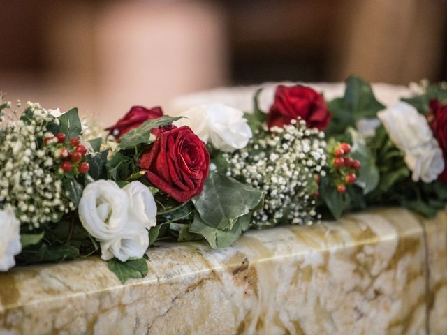 Il matrimonio di Massimiliano e Vanessa a Guidonia Montecelio, Roma 21