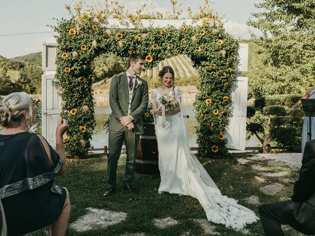 Il matrimonio di Iain e Alessia a Castellina in Chianti, Siena 23