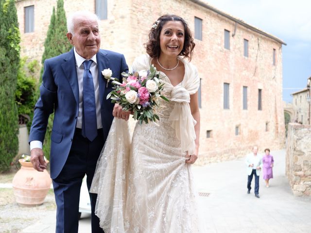 Il matrimonio di Stefano e Sandra a Cinigiano, Grosseto 9
