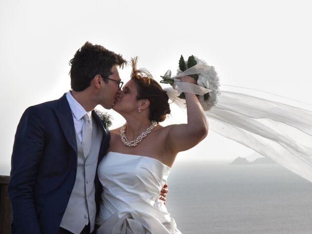 Il matrimonio di Mario e Raffa a Santa Marina Salina, Messina 23