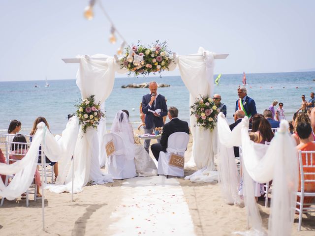 Il matrimonio di Maurizio e Fulghensia Margherita a Follonica, Grosseto 10