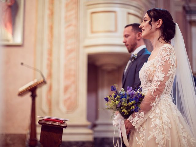 Il matrimonio di Filippo e Elisa a Civenna, Como 16