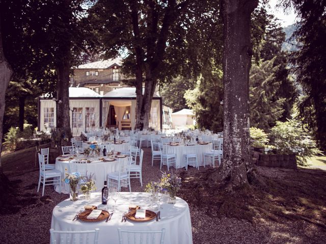 Il matrimonio di Filippo e Elisa a Civenna, Como 37