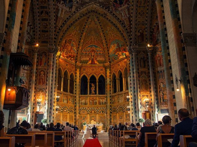 Il matrimonio di Espedito e Stefania a Lecce, Lecce 19