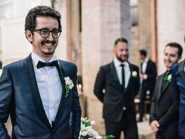 Il matrimonio di Rossano e Marika a Morrovalle, Macerata 21