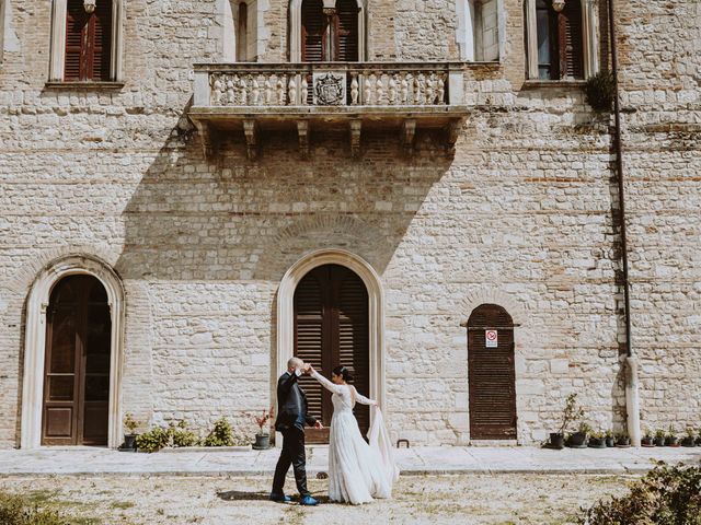 Il matrimonio di Felice e Elena a Pescara, Pescara 1