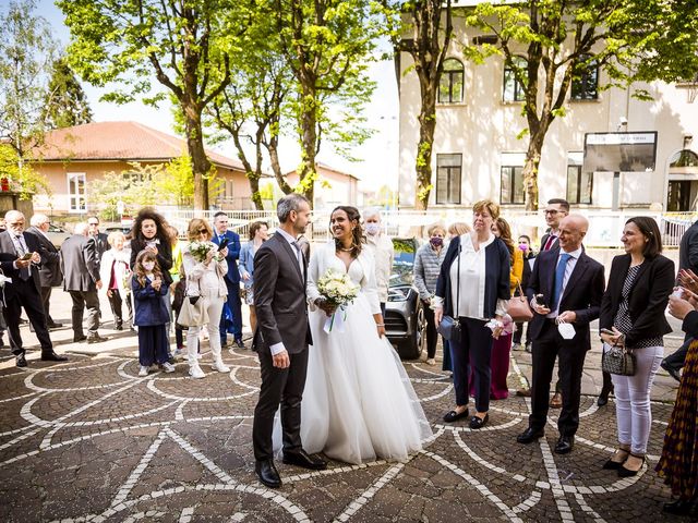Il matrimonio di Pooja e Alan a Sulbiate, Monza e Brianza 27