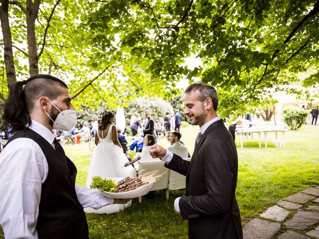 Il matrimonio di Pooja e Alan a Sulbiate, Monza e Brianza 38