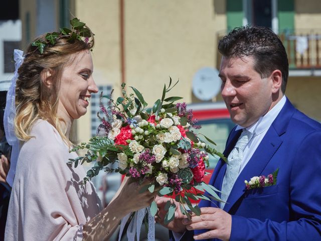 Il matrimonio di Yuri e Martina a Vermiglio, Trento 8