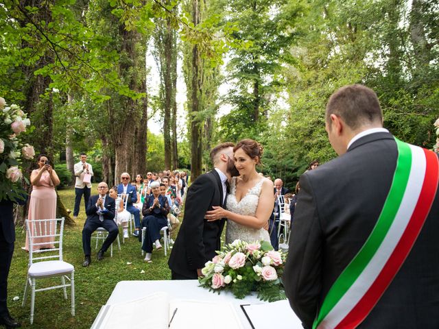 Il matrimonio di Massimo e Claudia a Gussola, Cremona 15