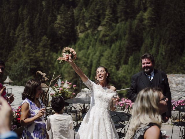 Il matrimonio di Donald e Rossella a La Salle, Aosta 32